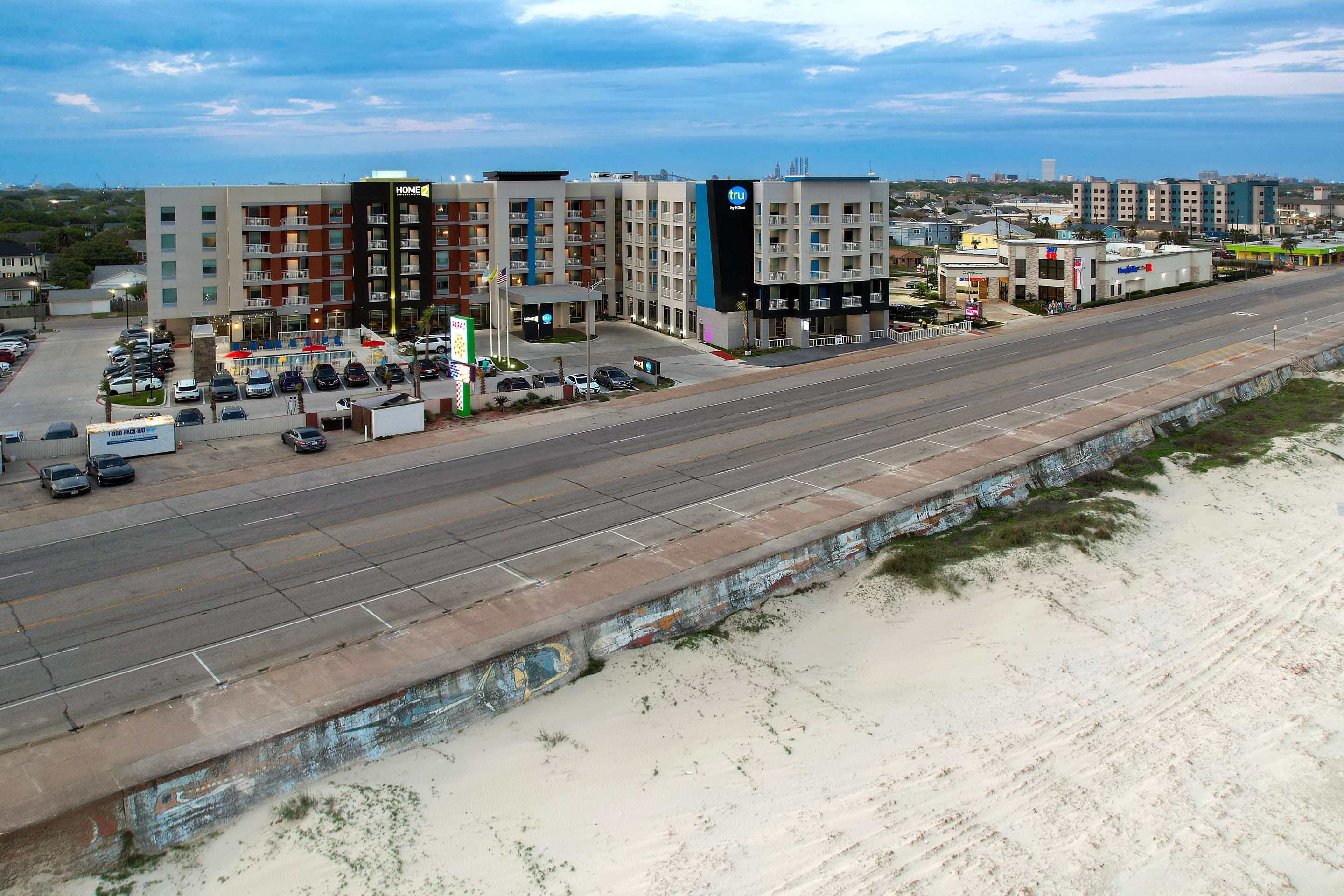 Exterior | TRU BY Hilton Galveston