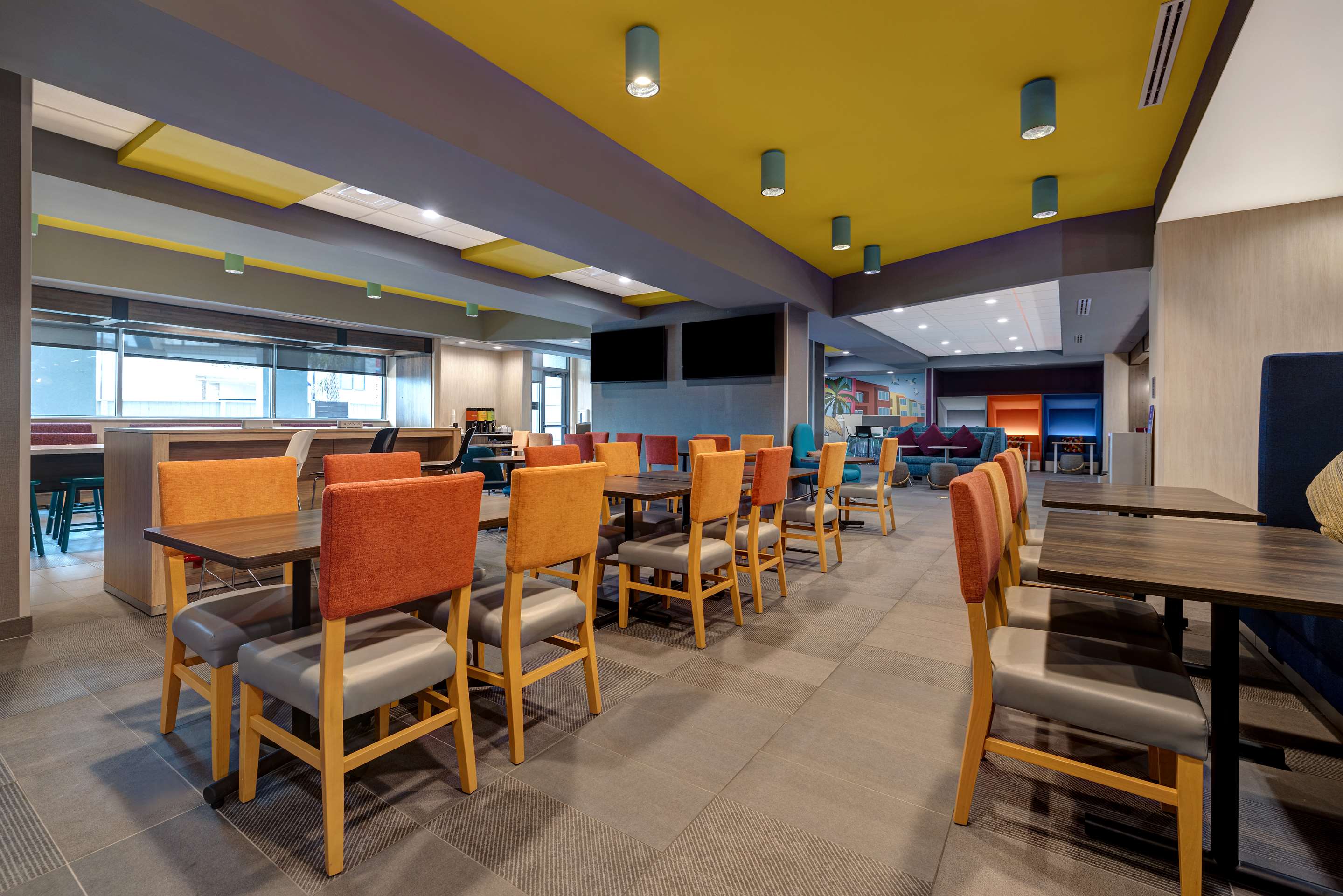 Breakfast Area | TRU BY Hilton Galveston