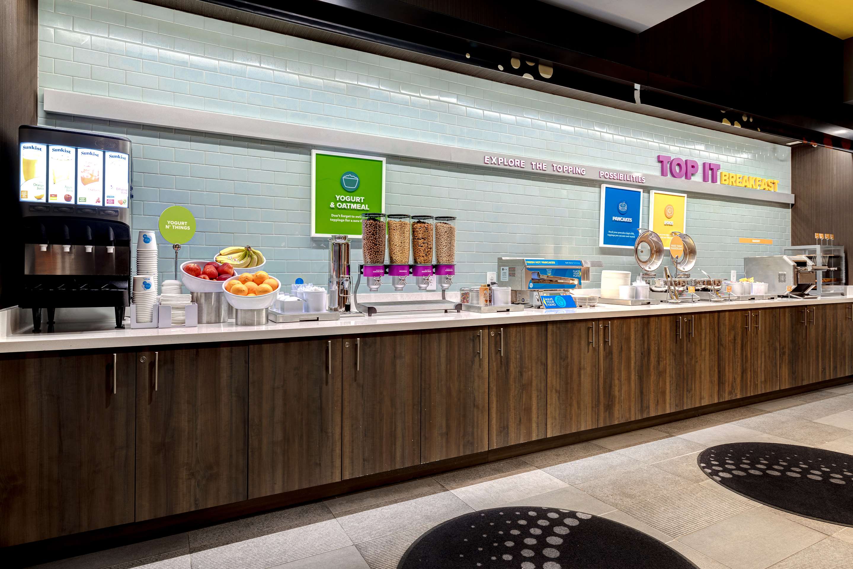 Breakfast Area | TRU BY Hilton Galveston