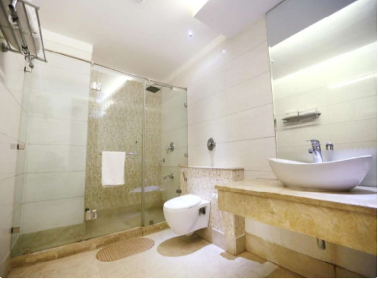 Venizia Sarovar Portico Delhi - SDL BATHROOM