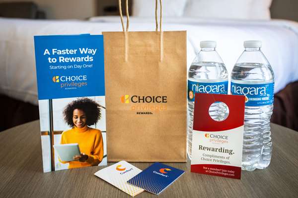  - Comfort Inn & Suites Airport Buffalo