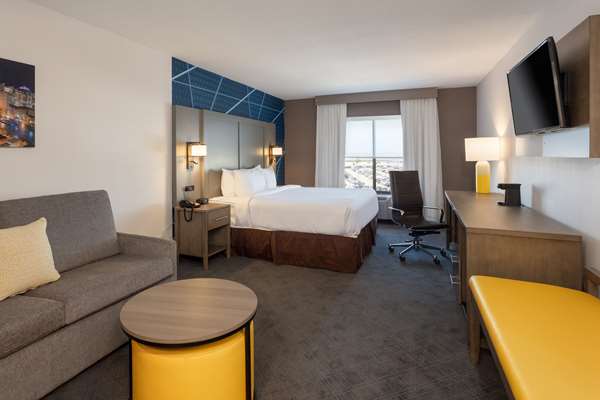 Suite - Comfort Inn & Suites Airport Buffalo