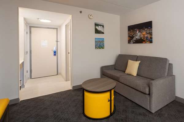 Suite - Comfort Inn & Suites Airport Buffalo