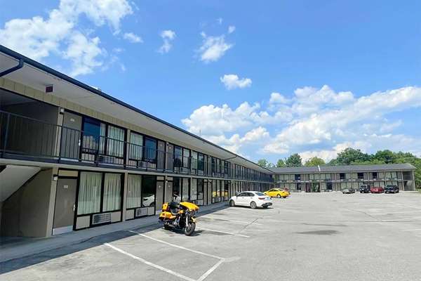 Exterior view - Travelodge Dollywood Lane Pigeon Forge
