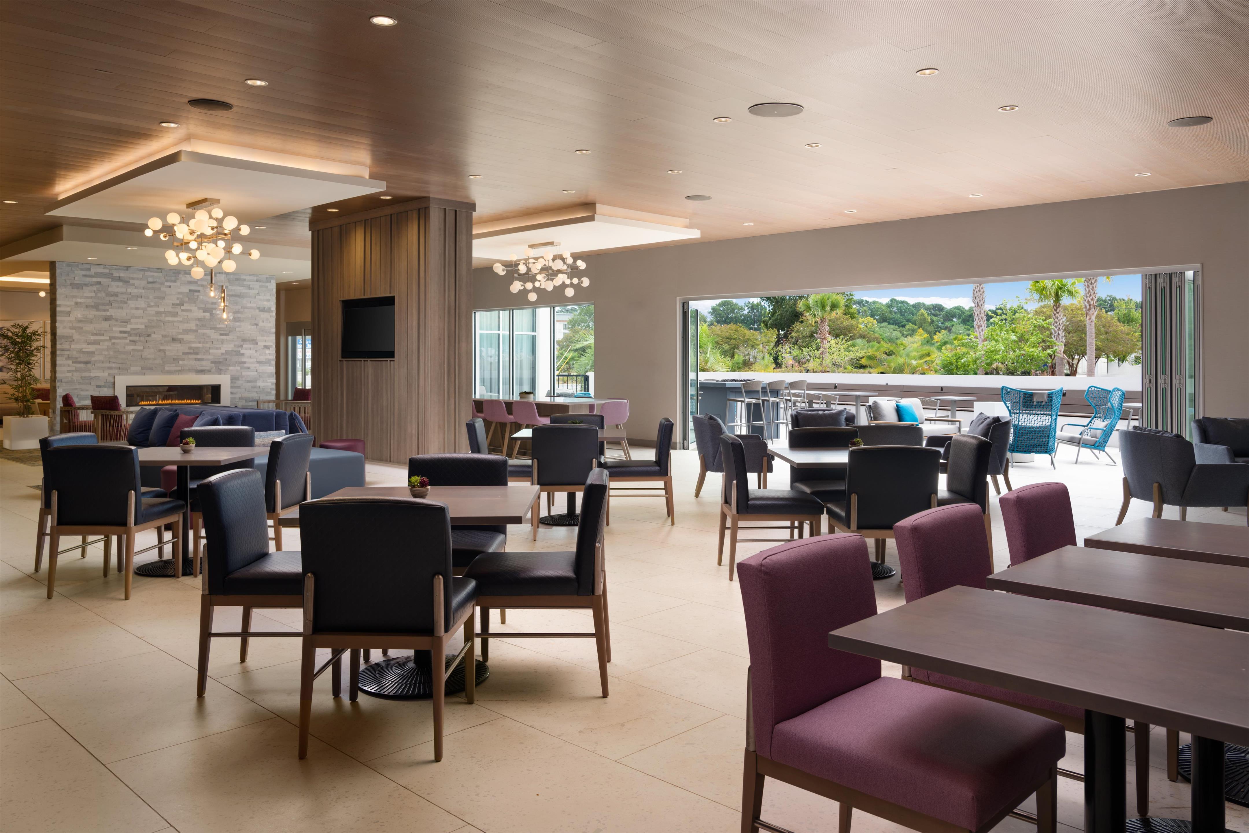 Restaurant | Hotel Lela Wilmington, Tapestry Collection By Hilton