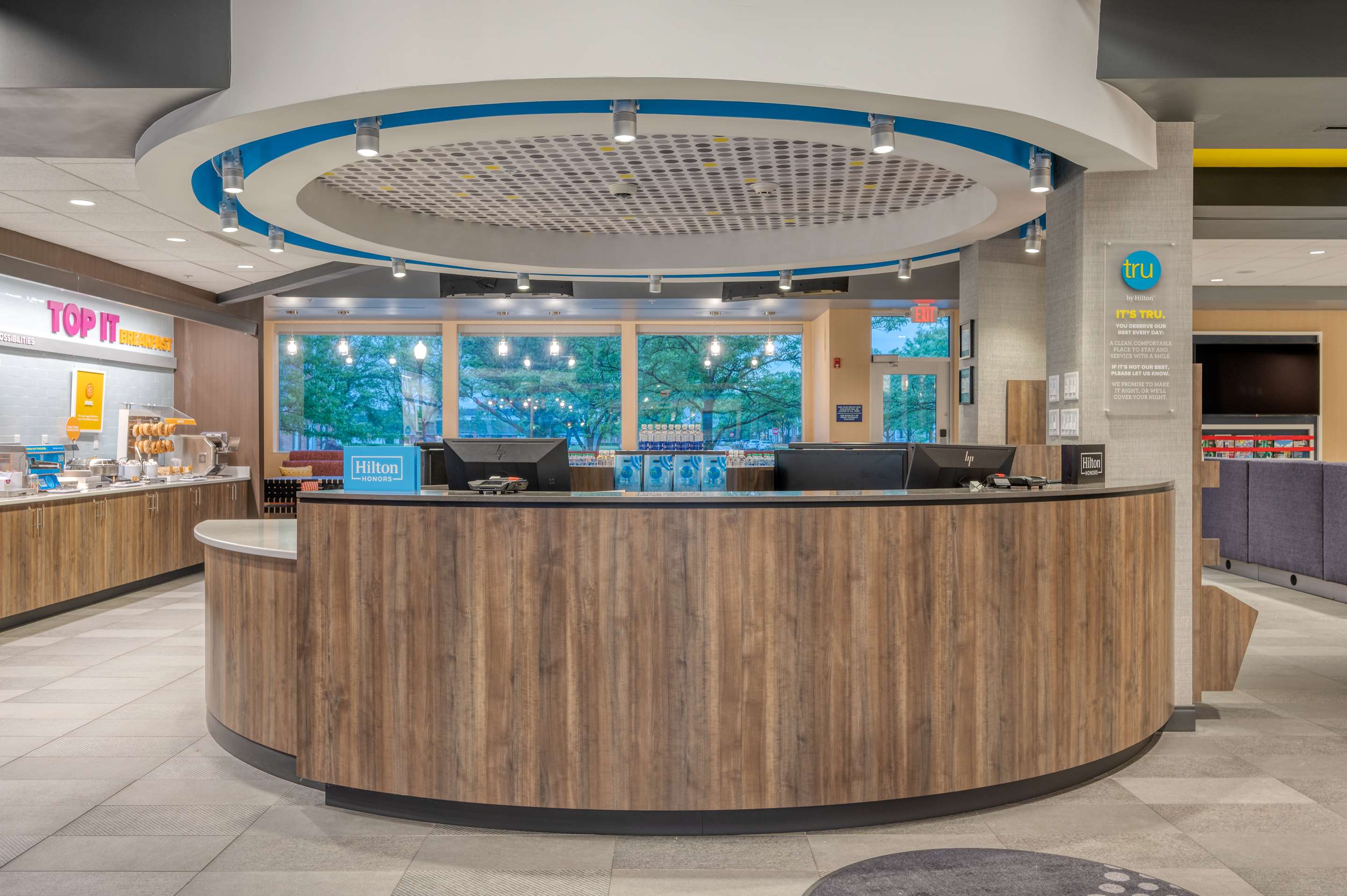 Reception | Tru By Hilton Indianapolis Lawrence, In