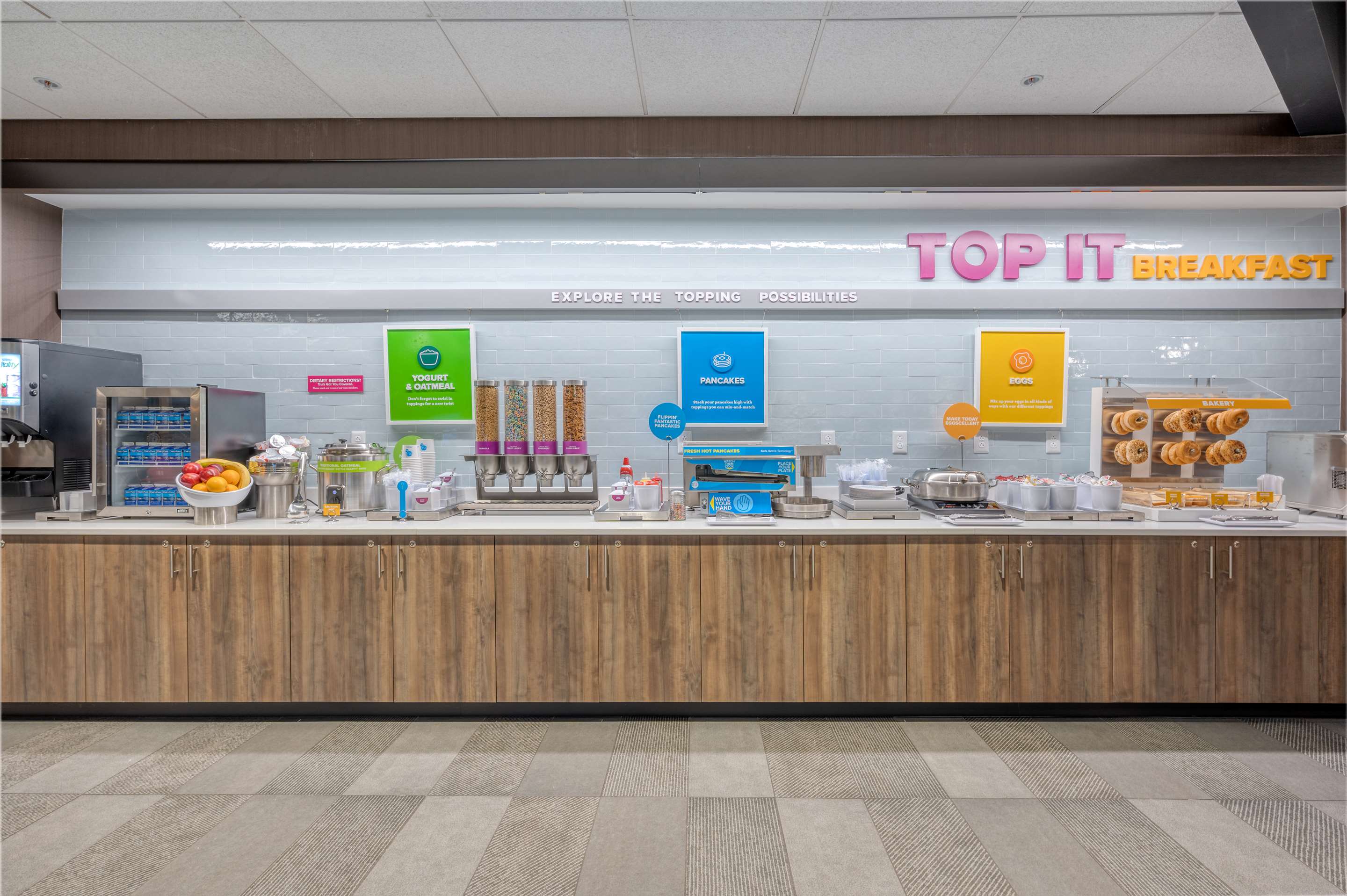 Breakfast Area | Tru By Hilton Indianapolis Lawrence, In
