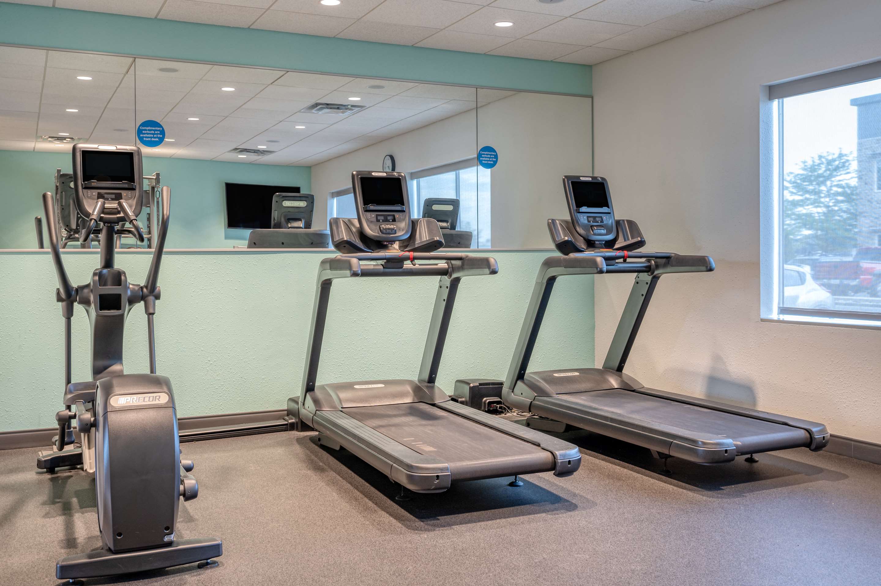 Health club fitness center gym | Tru By Hilton Indianapolis Lawrence, In