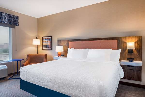  - Hampton Inn Southeast Kansas City -  I-435, Exit 70