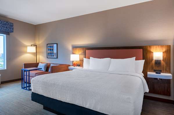  - Hampton Inn Southeast Kansas City -  I-435, Exit 70