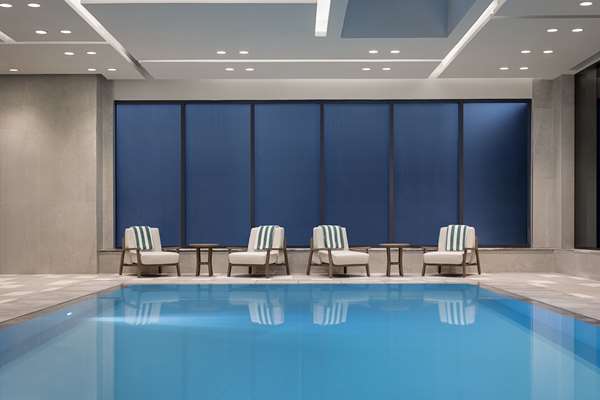 Pool - Canopy by Hilton Hotel Yorkville Toronto