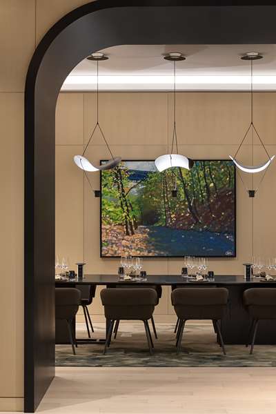 Restaurant - Canopy by Hilton Hotel Yorkville Toronto