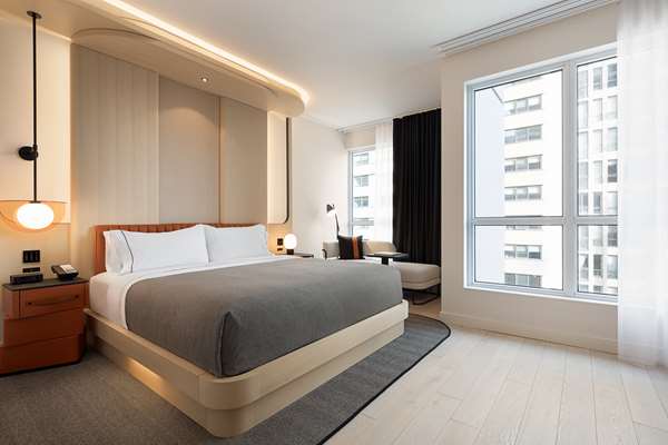  - Canopy by Hilton Hotel Yorkville Toronto