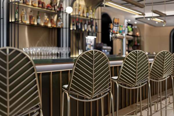 Bar - Canopy by Hilton Hotel Yorkville Toronto