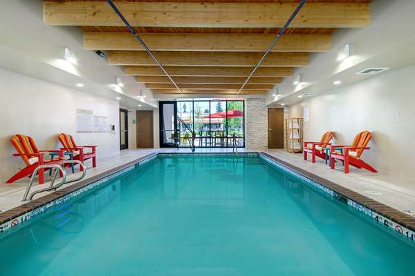 Pool - Home2 Suites by Hilton Marysville - I-5, Exit 202