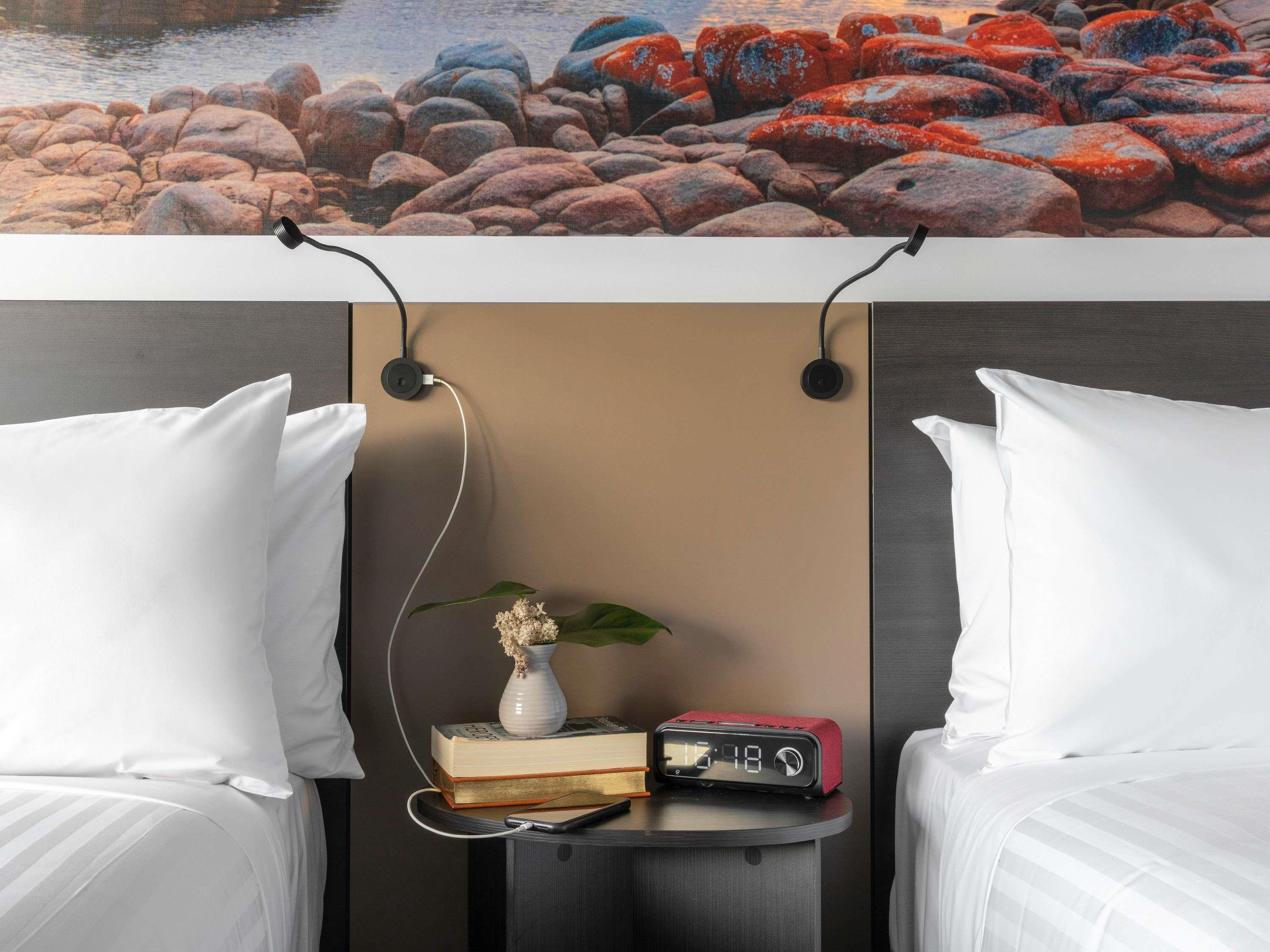 Novotel Devonport Room Type - Superior Room with 2 queen-size beds, Ocean view