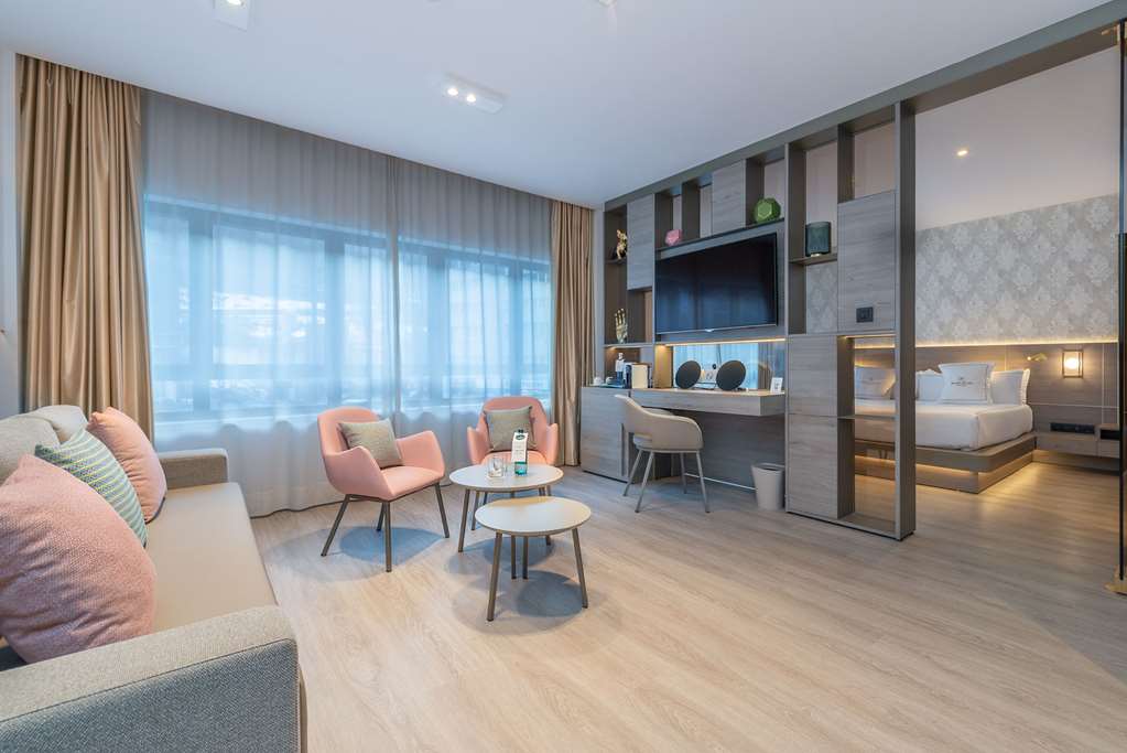 Hotel Plaza Andorra-guestroom-Guest Room,Suite,On-Site.jpg