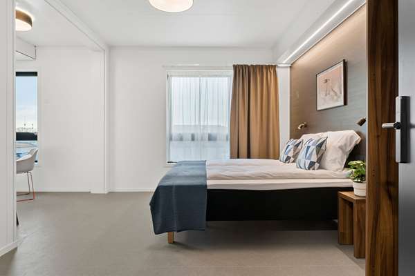 Accessible - 1 Queen, Mobility Accessible, Roll In Shower, Family Room, Sofabed, Wi-Fi, Non-Smoking, Full Breakfast