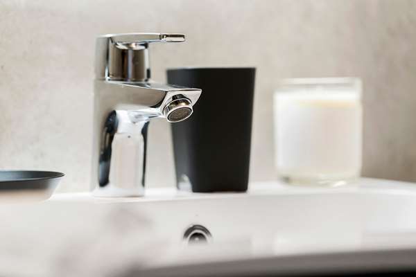 Accessible - 1 Queen, Mobility Accessible, Roll In Shower, Family Room, Sofabed, Wi-Fi, Non-Smoking, Full Breakfast