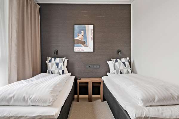 2 Single Beds, Non-Smoking, Economy Room, Work Desk, Wi-Fi, Full Breakfast