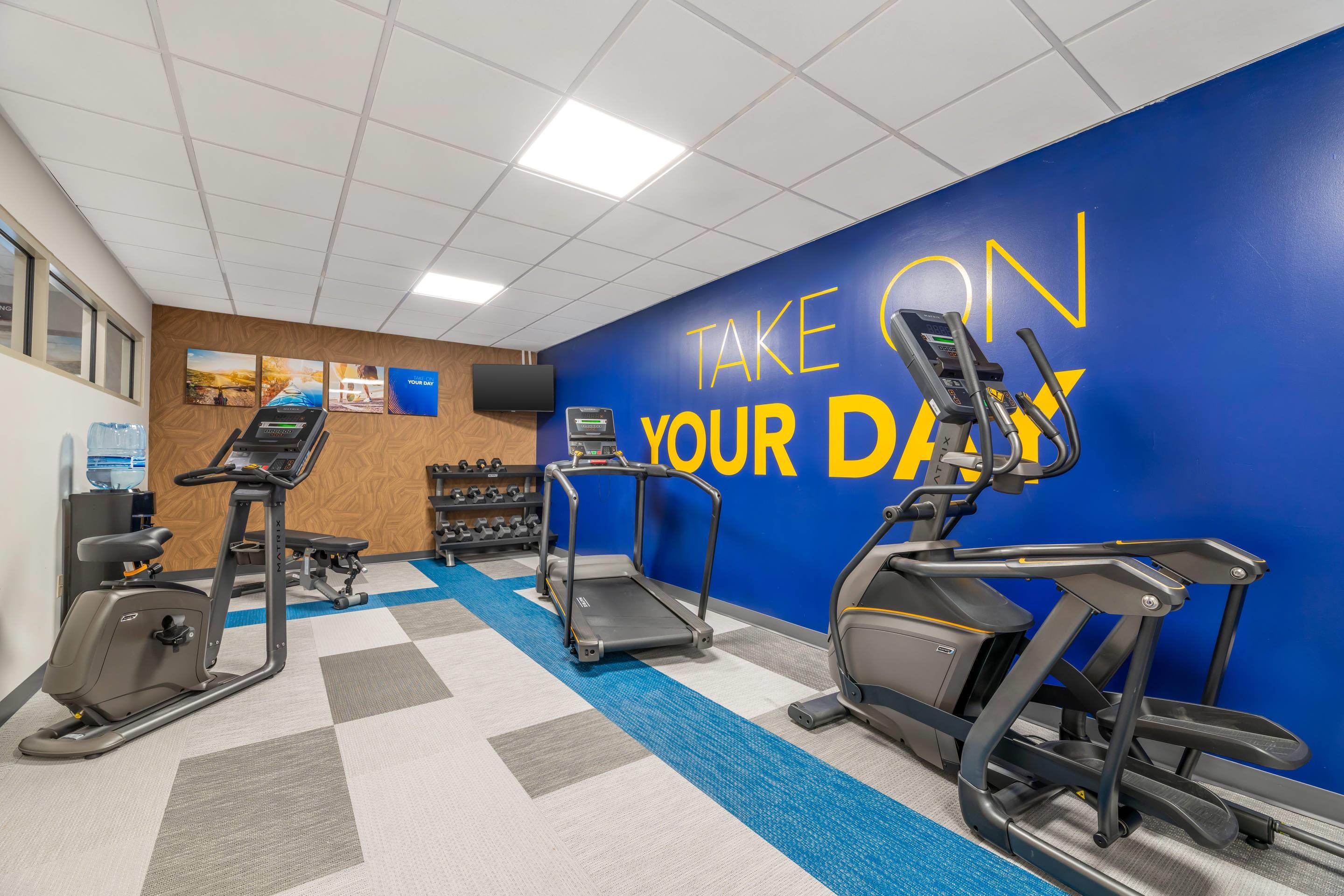 Fitness center | Comfort Inn & Suites