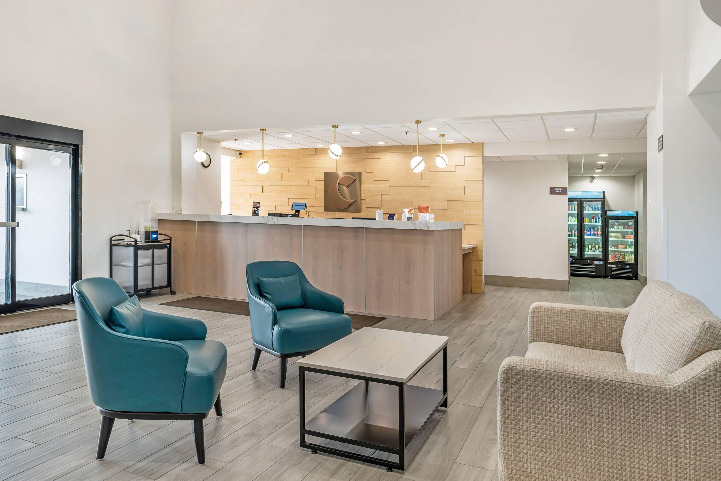 Hotel lobby | Comfort Inn & Suites