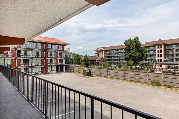 Americana Inn a Travelodge by Wyndham