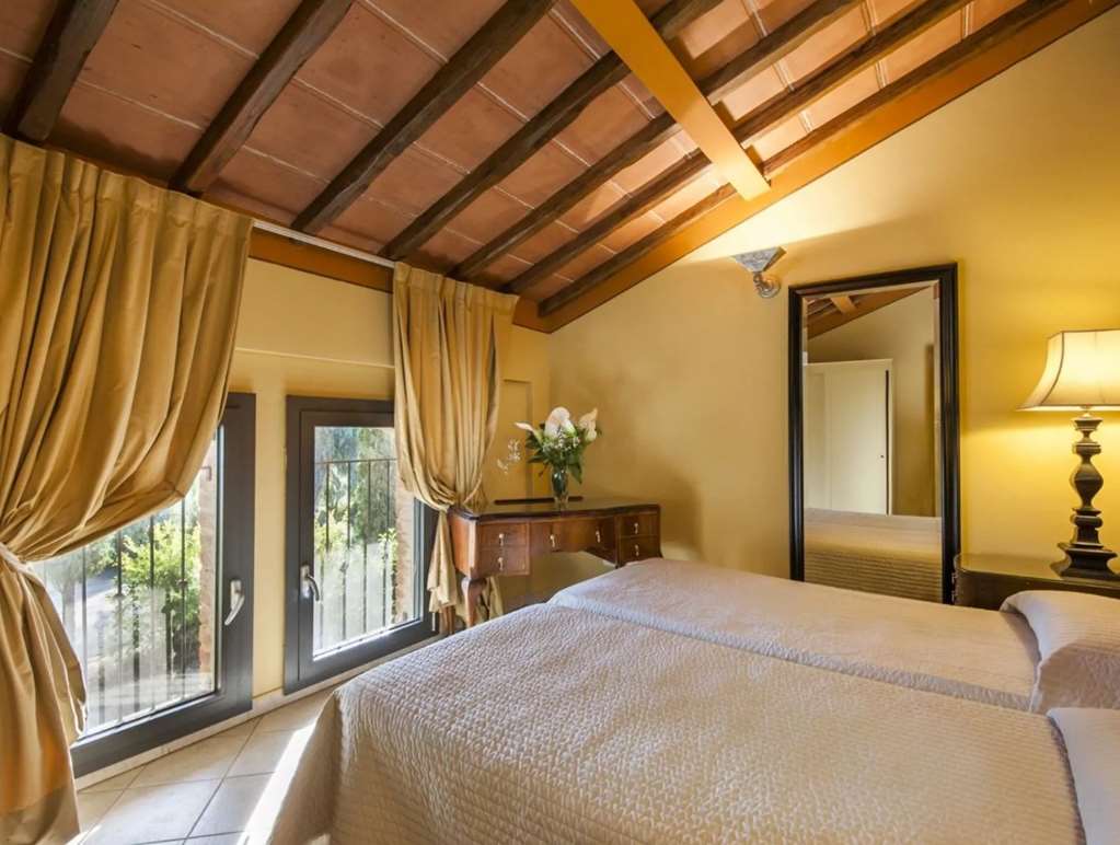 FATTORIA SAN LORENZO-guestroom-Guest Room,On-Site.jpg