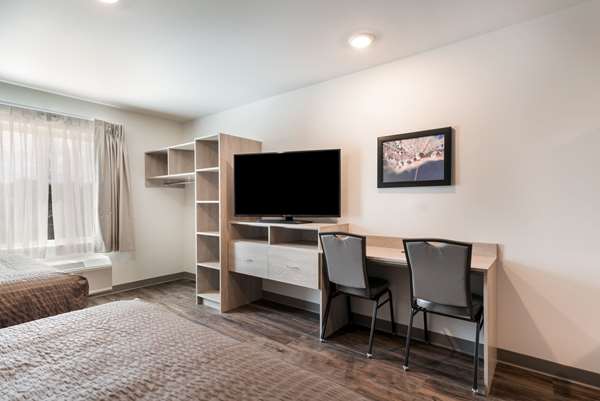  - WoodSpring Suites Greensboro - I-40, Exit 210