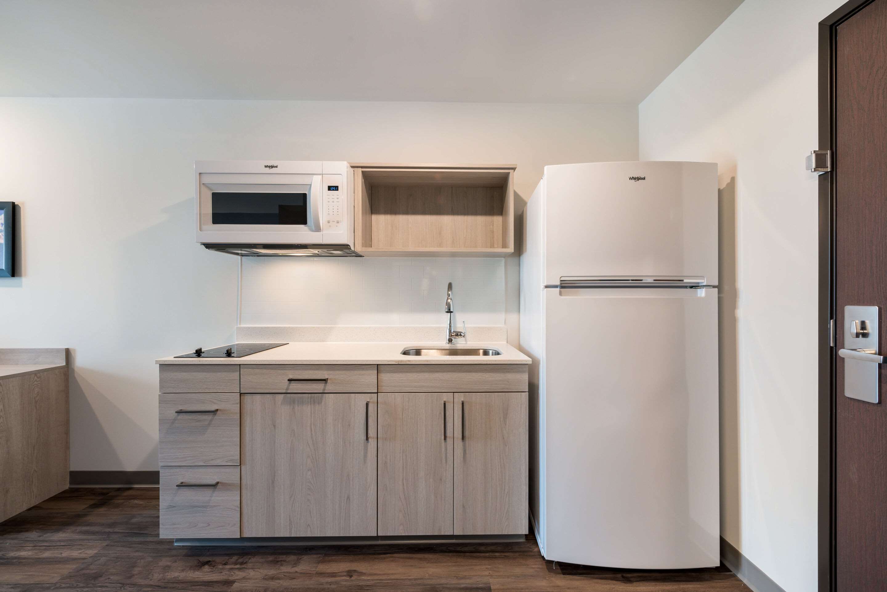 Standard Kitchen