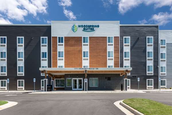 Exterior view - WoodSpring Suites Greensboro - I-40, Exit 210