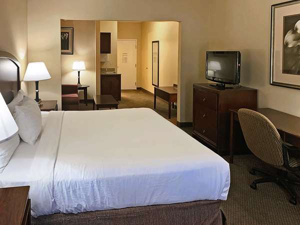 Suite - Rodeway Inn & Suites Catoosa - I-44, Exit 240