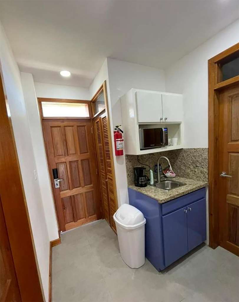 Best Western Grand Baymen Gardens-guestroom-Guest Room,Guest Room Amenity,On-Site.jpg
