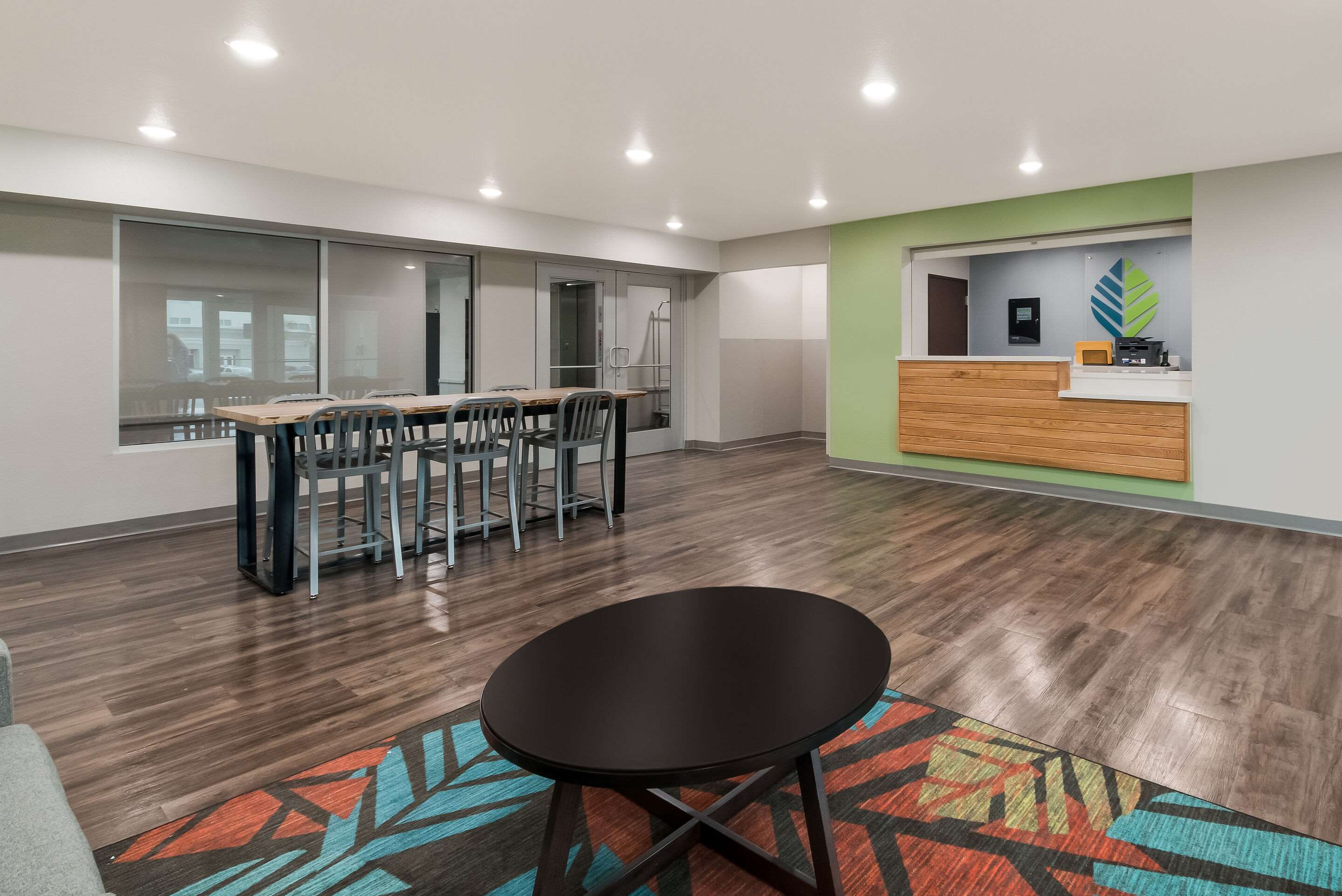 Front desk | WoodSpring Suites San Antonio UTSA - Medical Center