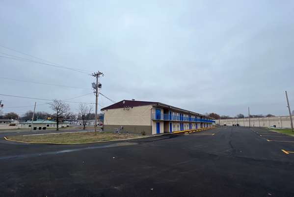 Exterior view - Super 8 Motel Paducah