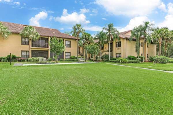 Exterior view - Alhambra Villas Poinciana