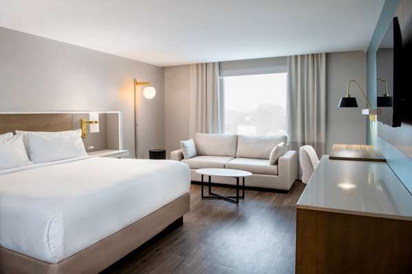  - Wyndham Garden Hotel Airport Winnipeg