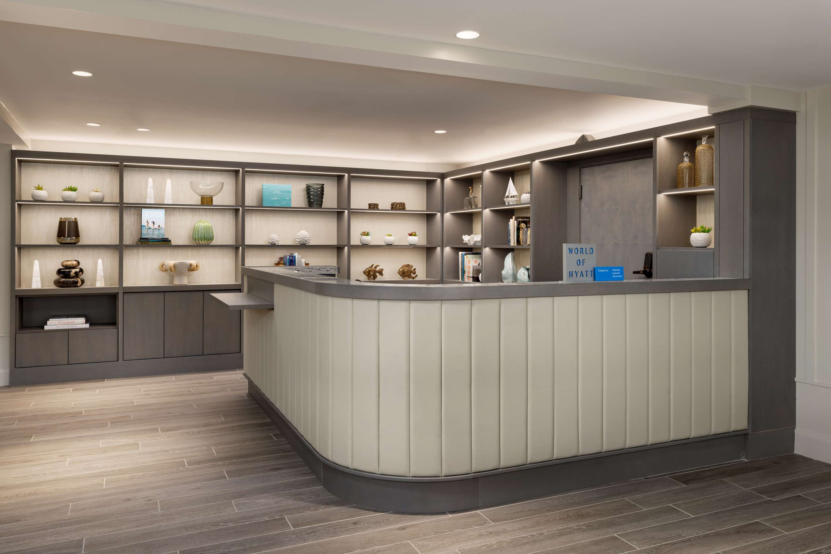 Lobby | The Pell - Part of JdV by Hyatt