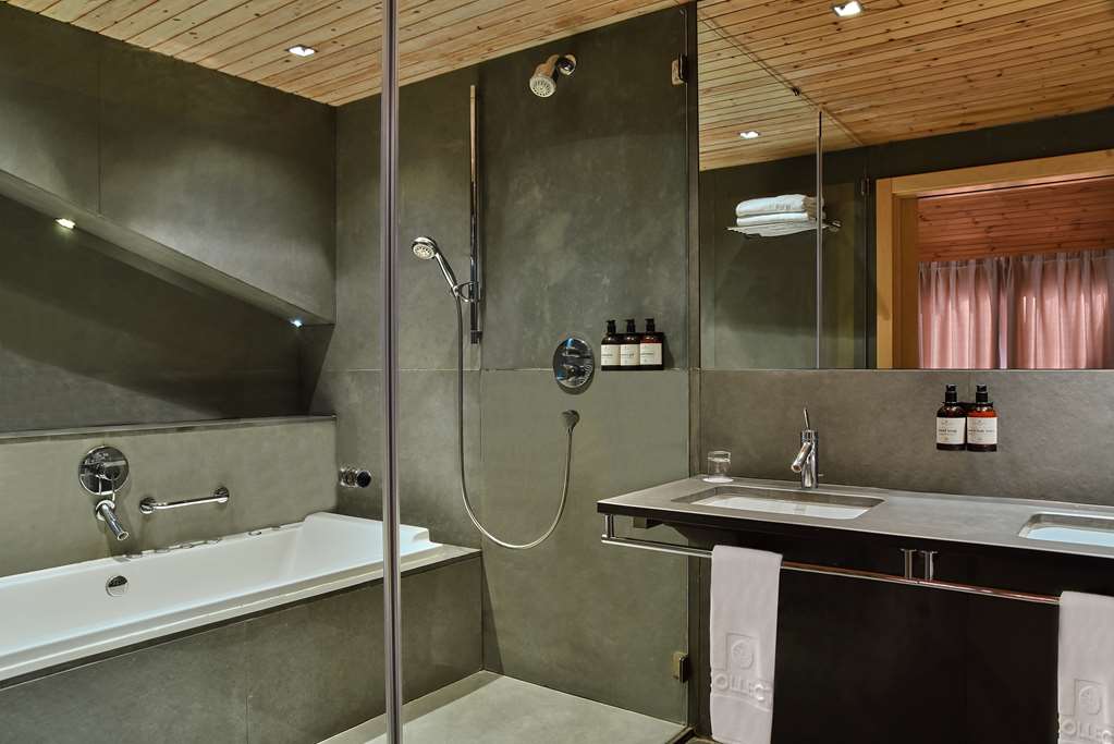 NH COLLECTION PALOME ANDORRA-guestroom-Guest Room,Bathroom,On-Site.jpg
