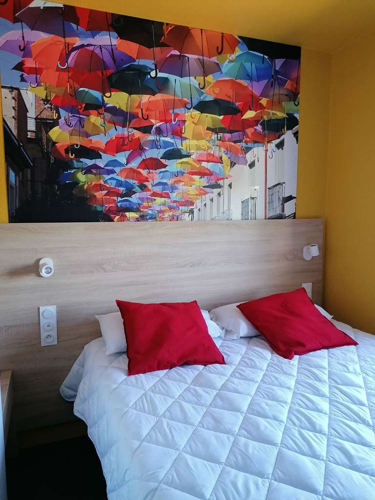 Hotel Kyriad Direct Martigues