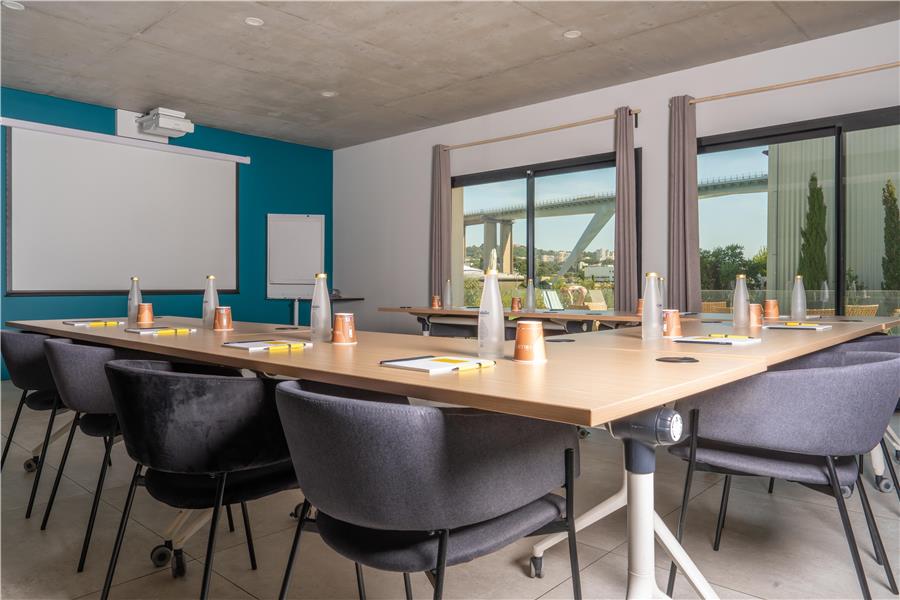 HOTEL GOLDEN TULIP MARTIGUES - PROVENCE