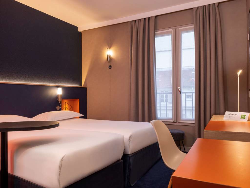 ibis Styles Bourg La Reine - Tap to explore photos