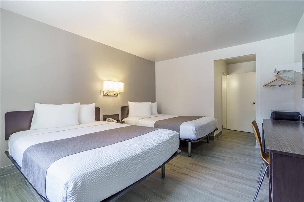 MOTEL 6 FREMONT NORTH-guestroom-Guest Room,On-Site.jpg