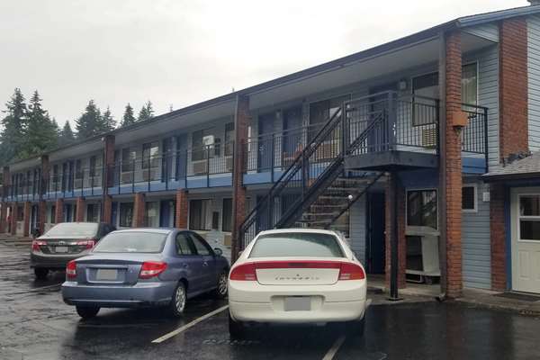 Exterior view - Super 8 Motel East Vancouver - I-205, Exits 28 & 28A