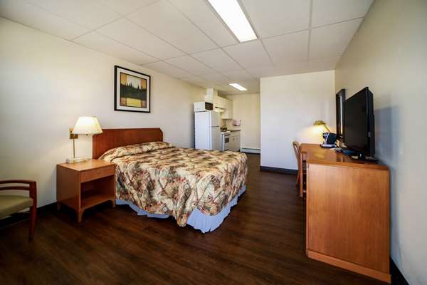Suite - Canadas Best Value Inn Fort St John
