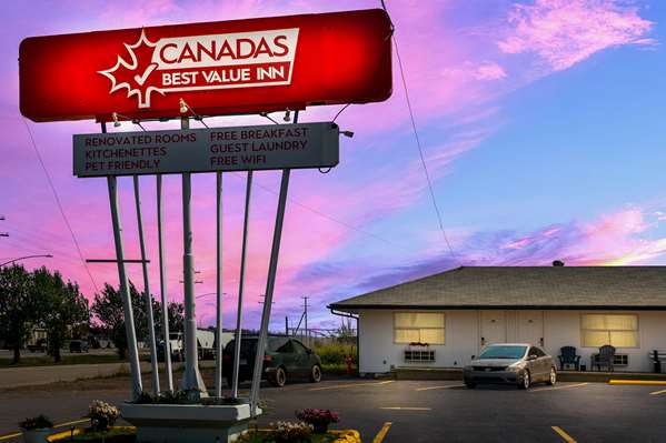 Exterior view - Canadas Best Value Inn Fort St John