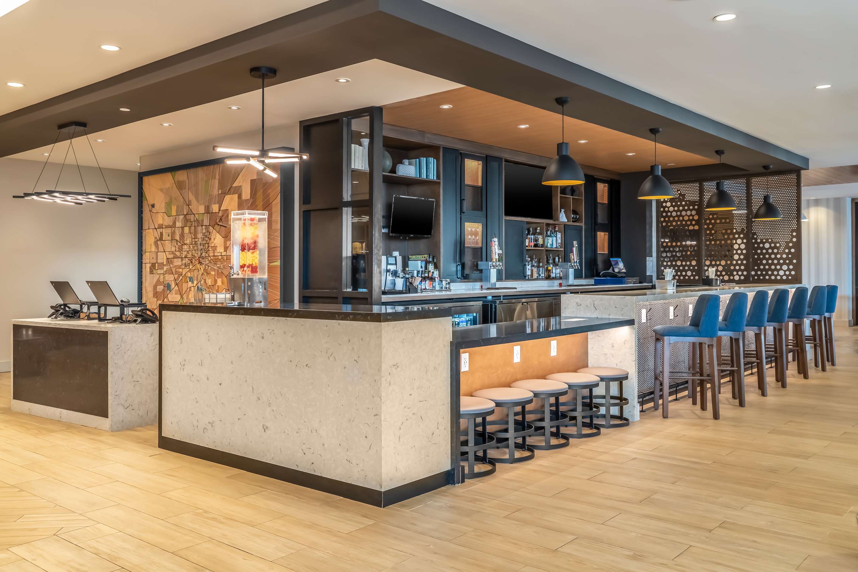 Bar Lounge