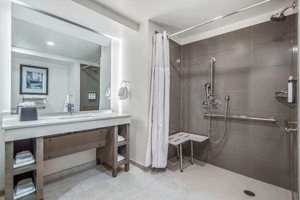  - Hyatt House Hotel Midtown Sacramento