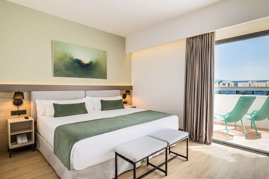 OCCIDENTAL PUERTO BANUS-guestroom-Guest Room,Suite,On-Site.jpg