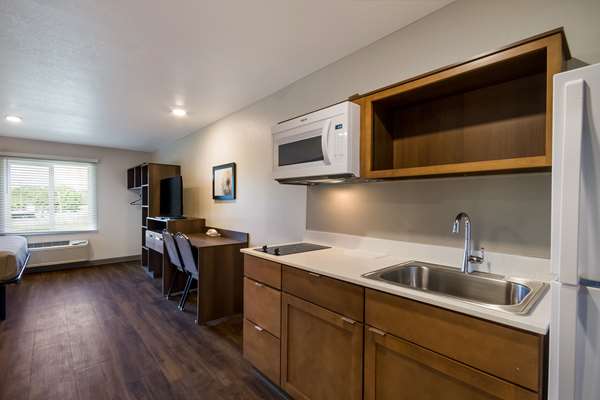  - WoodSpring Suites Panama City